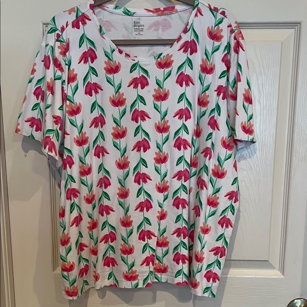 # Karen Scott 2X Floral print Short Sleeve T-Shirt